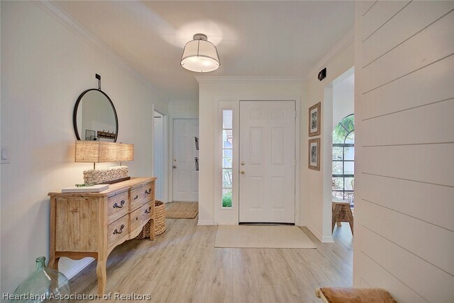 Building Photo - 2845 Palo Verde Dr