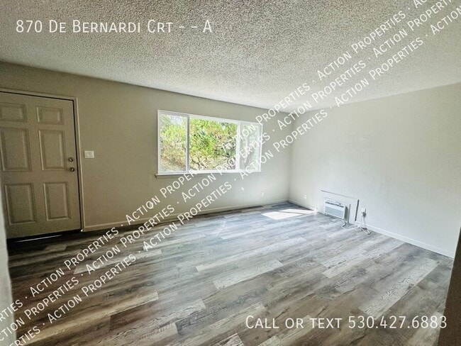 Building Photo - 870 De Bernardi Ct