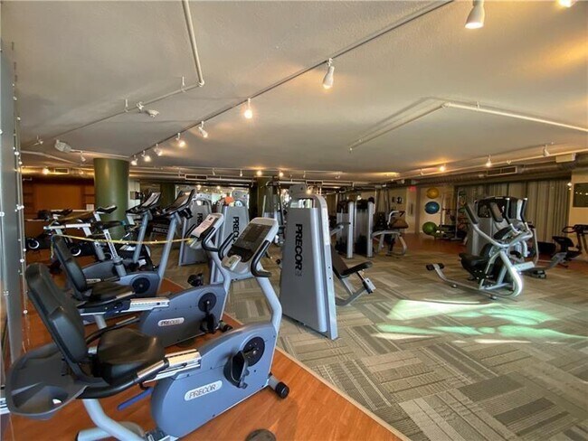 Foto del edificio - 2681 N Flamingo Rd