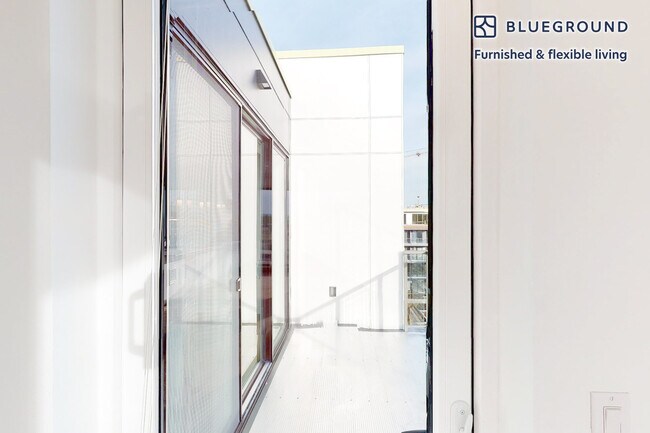 Foto del edificio - 109 S Division St