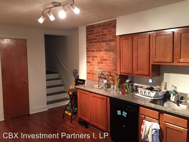 Foto del edificio - 3950-3952 Woolslayer Way