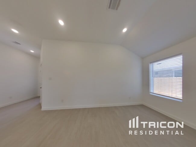 Foto del edificio - 3024 Pintail St