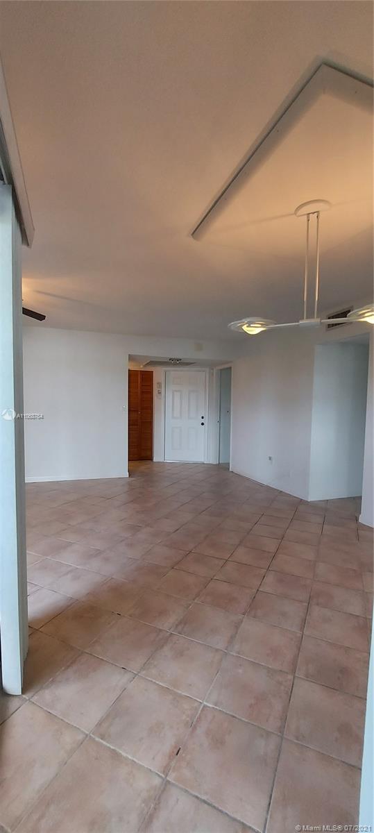 Foto del edificio - 929 Hamilton Dr