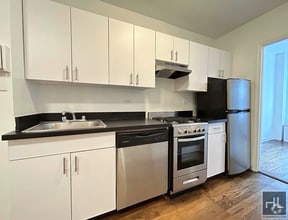 Building Photo - EAST 89TH STREET