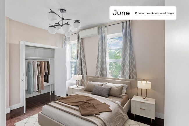 Private bedroom in 3 bed/1 bath Home - Private bedroom in 3 bed/1 bath Home