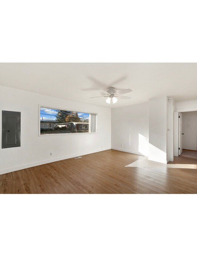 Foto del edificio - 2520 NE 7th St