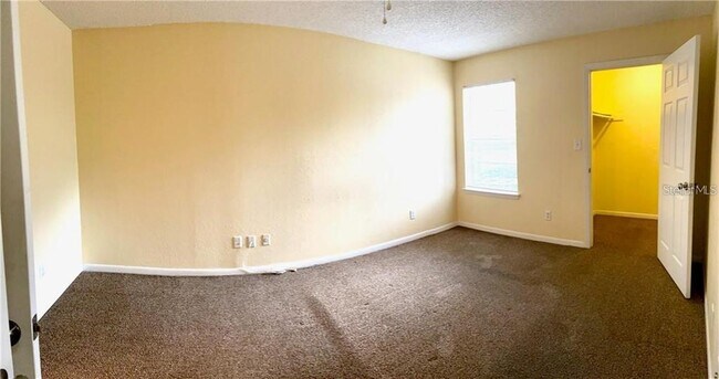 Building Photo - 5500 Devonbriar Way