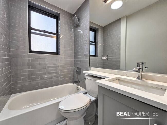 Foto del edificio - 505 W Belmont Ave