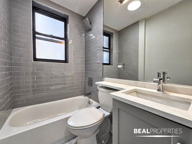 Building Photo - 505 W Belmont Ave
