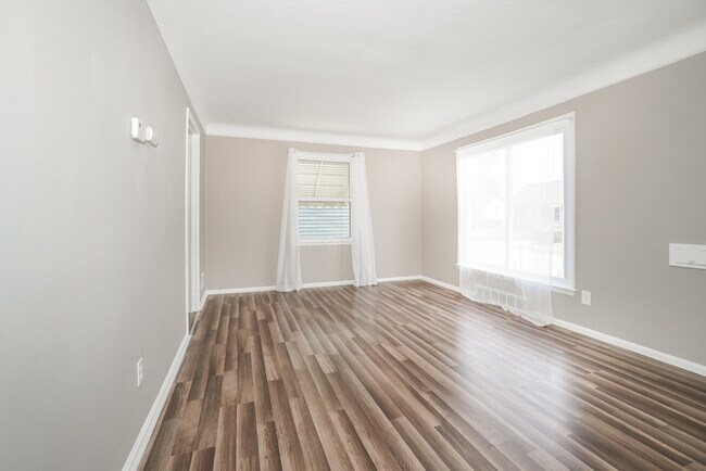 Foto del edificio - 4656 W 146th St