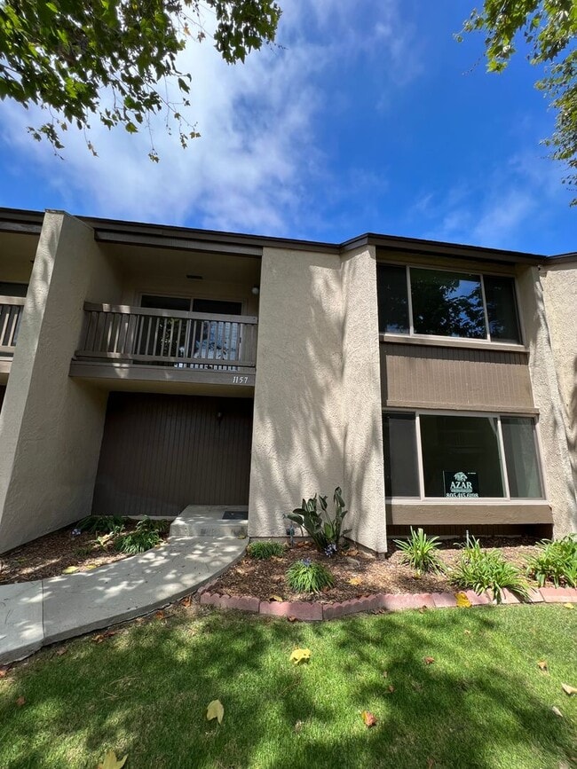 Building Photo - 1157 Badger Cir
