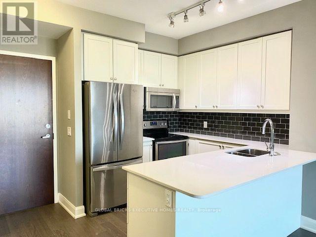 Building Photo - 2480 Prince Michael Drive