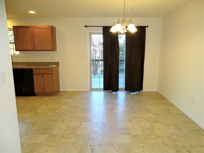 Building Photo - 346 Alexandria Ct