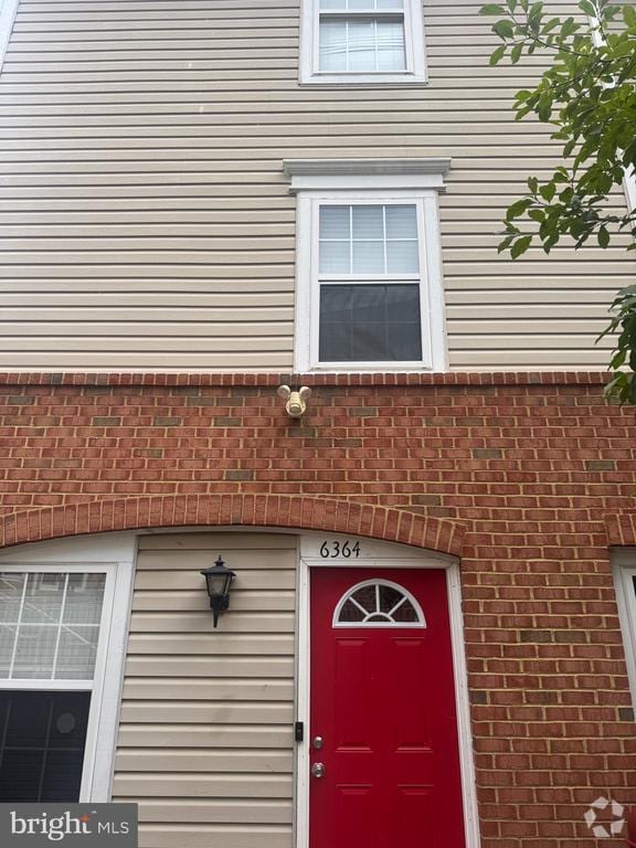 Building Photo - 6364 Bayberry Ct