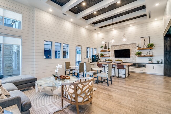 Building Photo - Luxia Rockwall Downes