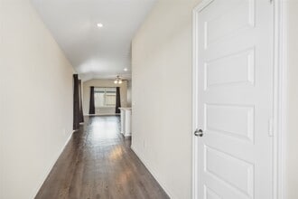 Building Photo - 21823 Willow River Canyon Ln