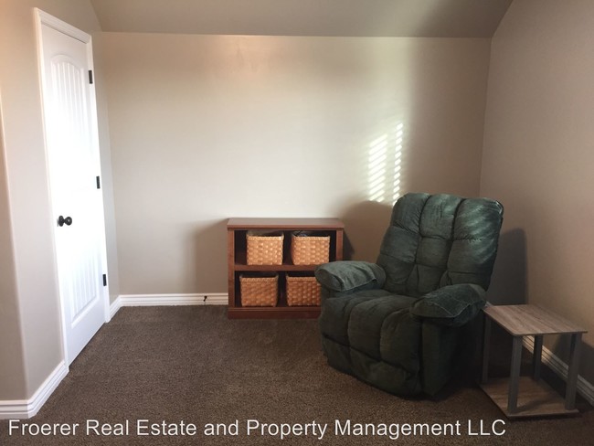 Building Photo - 7 br, 4 bath House - 1487 S 2750 W