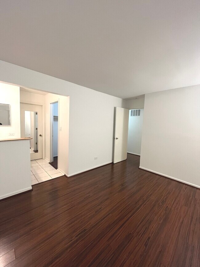 Foto del edificio - 2259 Enlund Dr