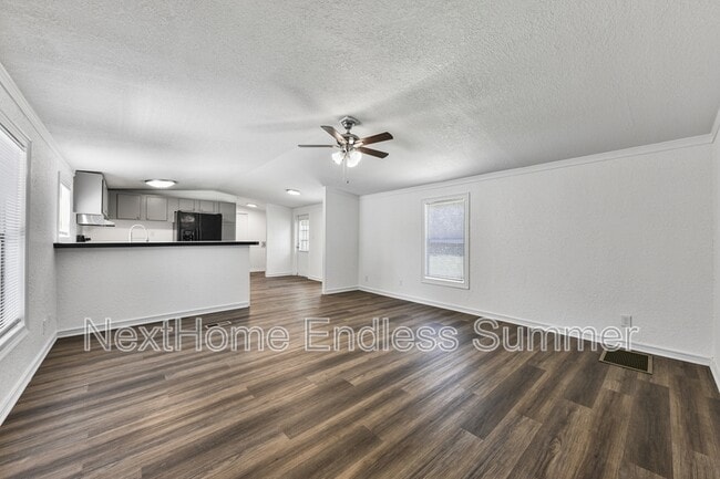Building Photo - 119 Mccallman Rd