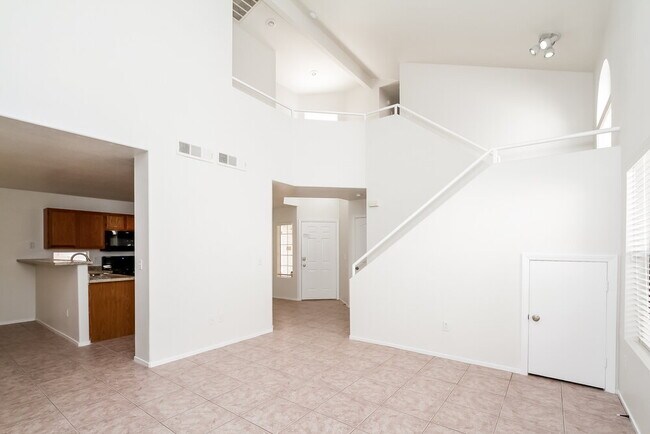 Building Photo - 1424 N Astronomy Cir