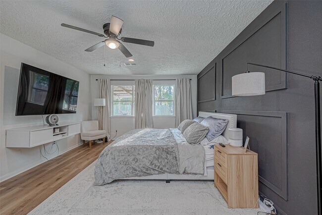 Foto del edificio - 17431 Typhoon Way