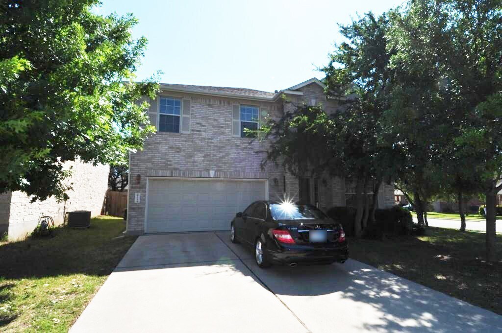 Primary Photo - Beautiful Lakeline Ranch home!
