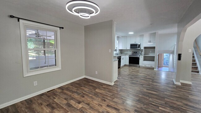 Foto del edificio - 209 Waxhaw Dr