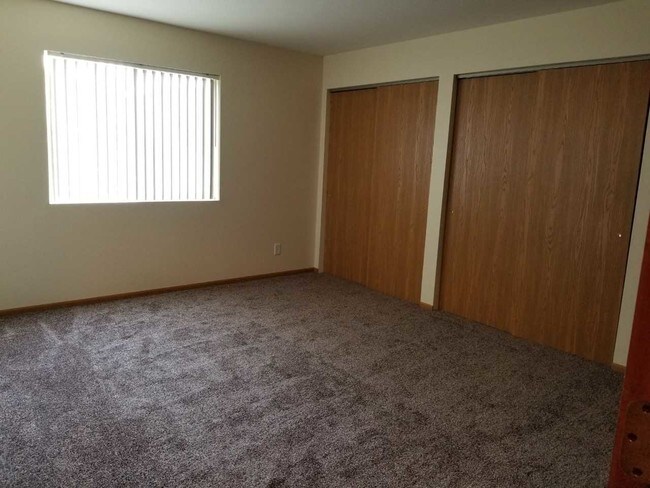 Master Bedroom - 1728 Birchwood St