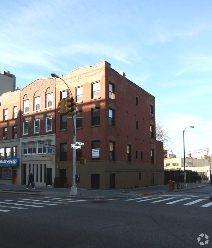 Building Photo 12/03/06 - 37 Lafayette Ave