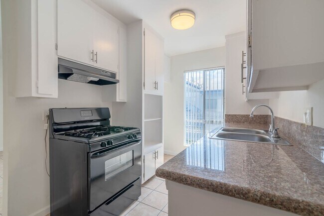 Foto del edificio - 11621 Sylvan St