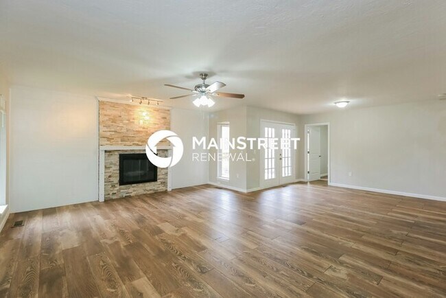 Foto del edificio - 3 Bedroom Pet-Friendly Home in Oklahoma City, OK with Main Street Renewal