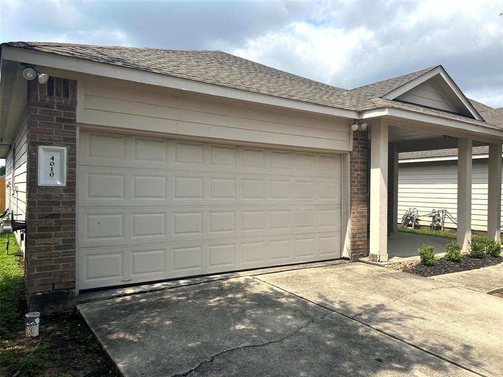 Foto principal - 4010 Favel Cove