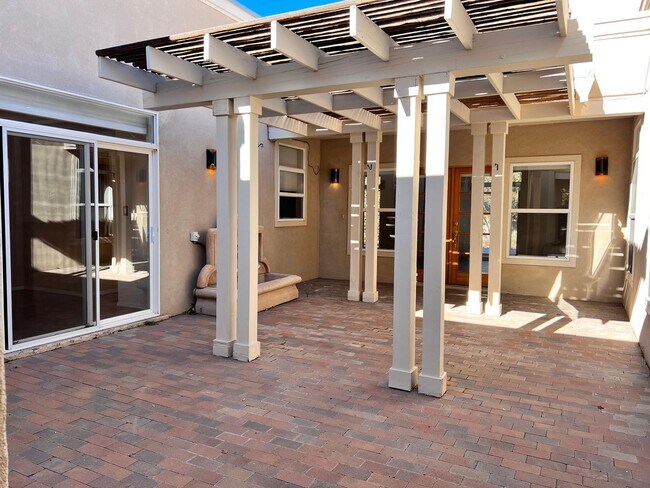 Foto del edificio - 4167 Big Sky Rd