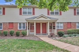 Building Photo - 1550 Swallow Dr