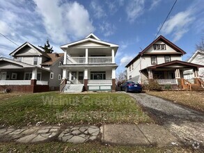 Building Photo - 3376-3378 W 100th St