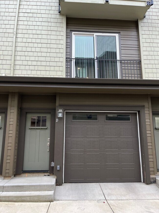 Photo - 12019 SE High Creek Rd Townhome