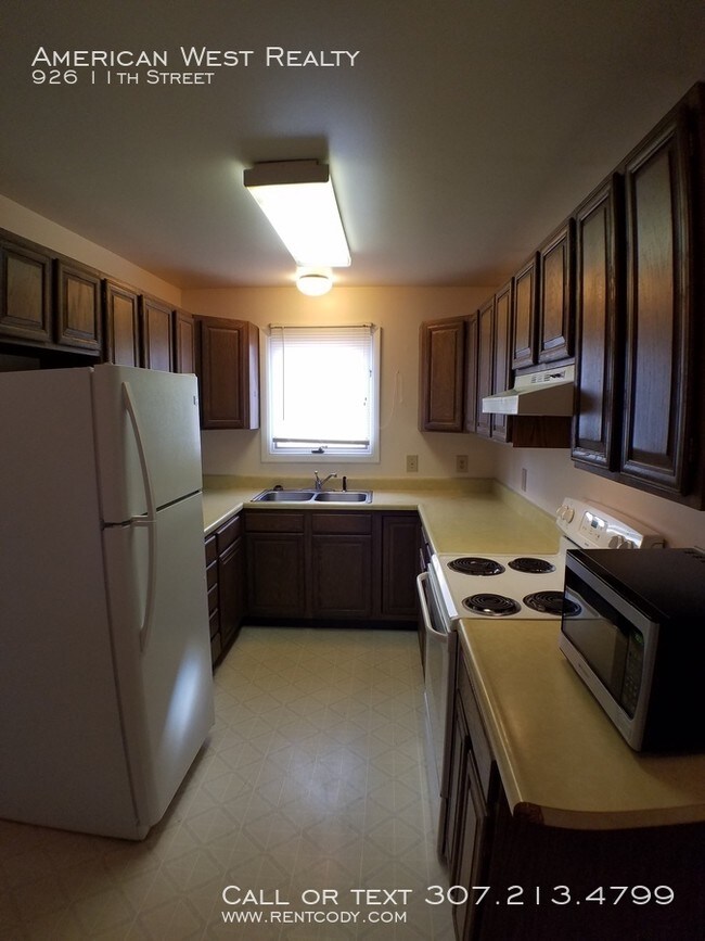 Large 1bed/1bath Apartment for Rent in Cody, WY