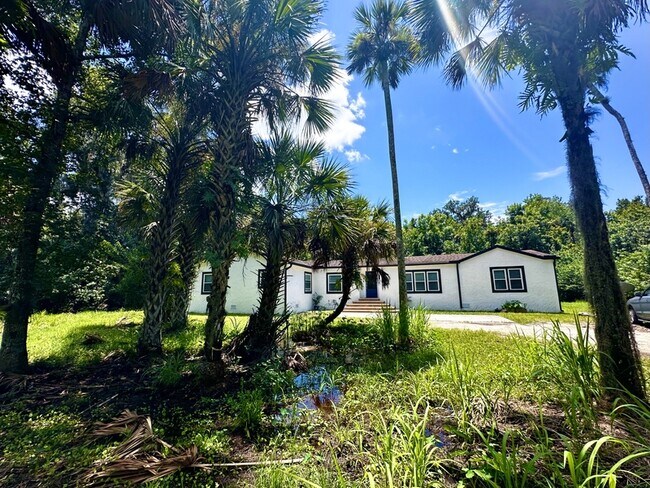 Foto del edificio - 2325 Salt Creek Trail