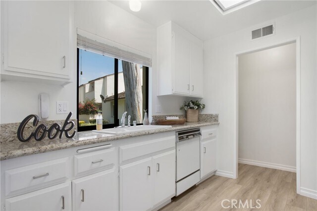 Foto del edificio - 430 Shady Ct