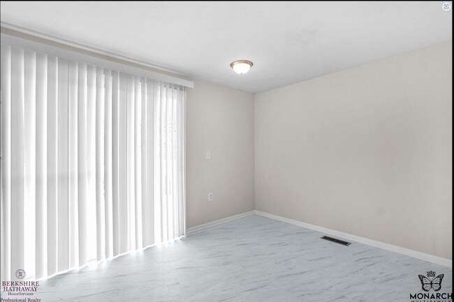 Building Photo - 864 Allison Dr