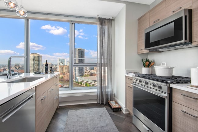 Photo - 301 N Canal St Apartment