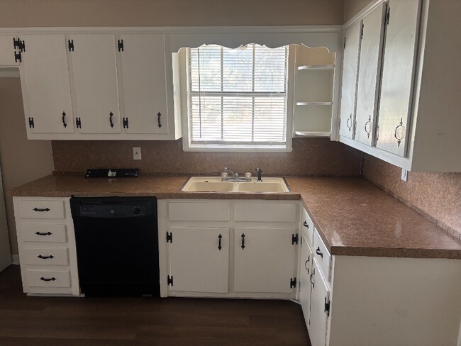 Foto del edificio - 1343 N 66th St