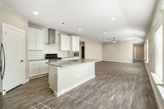 Building Photo - 12722 Basinghall Ln