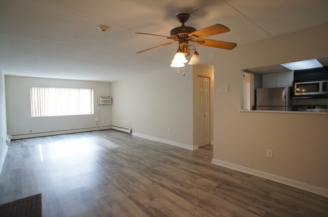 Building Photo - 65 McCormick Terrace