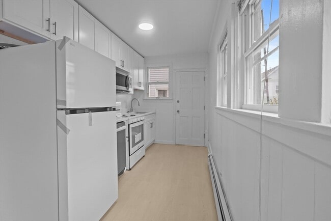 Foto del edificio - 6 Coffin Ave Ct