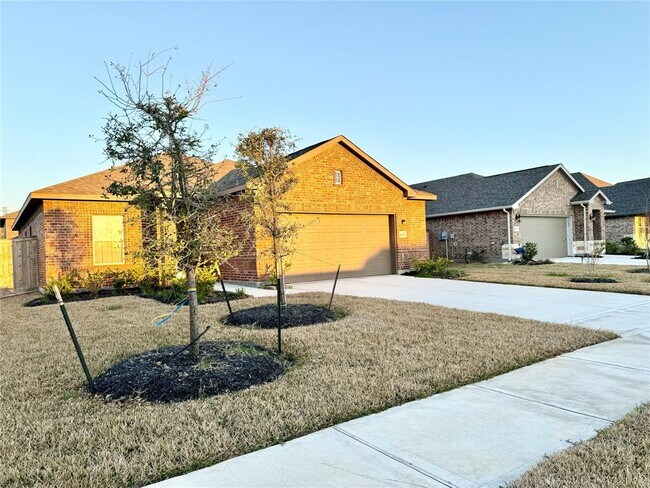Building Photo - 4807 Bluestem Dr