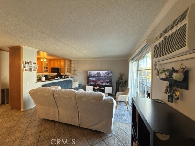 Foto del edificio - 20930 Parthenia St