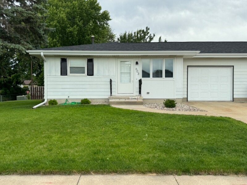 Primary Photo - 603 N Madison St