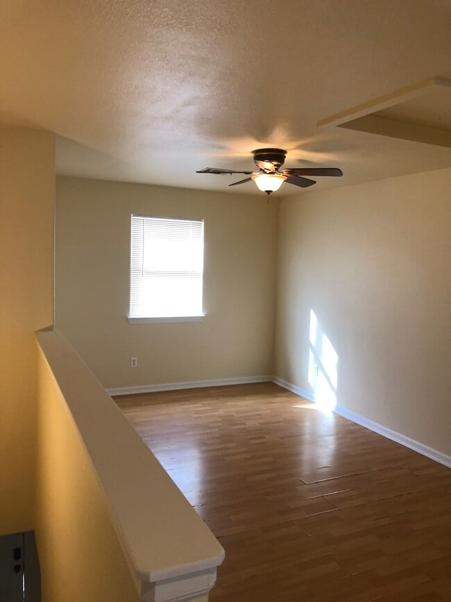 Bedroom - 219 Jackson Ave
