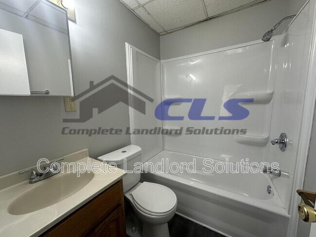 Foto del edificio - 1358 Chestnut St